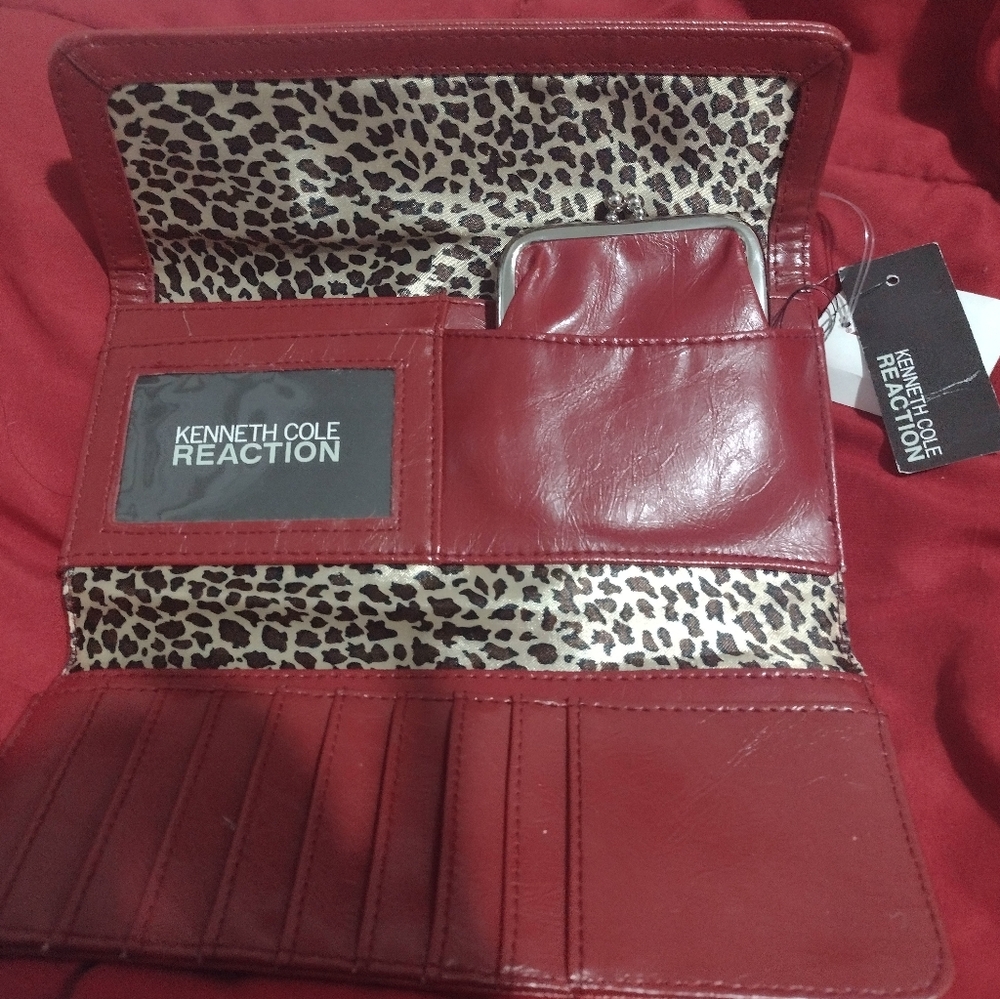 Kenneth Cole Reaction Burgundy Wallet with Animal Print